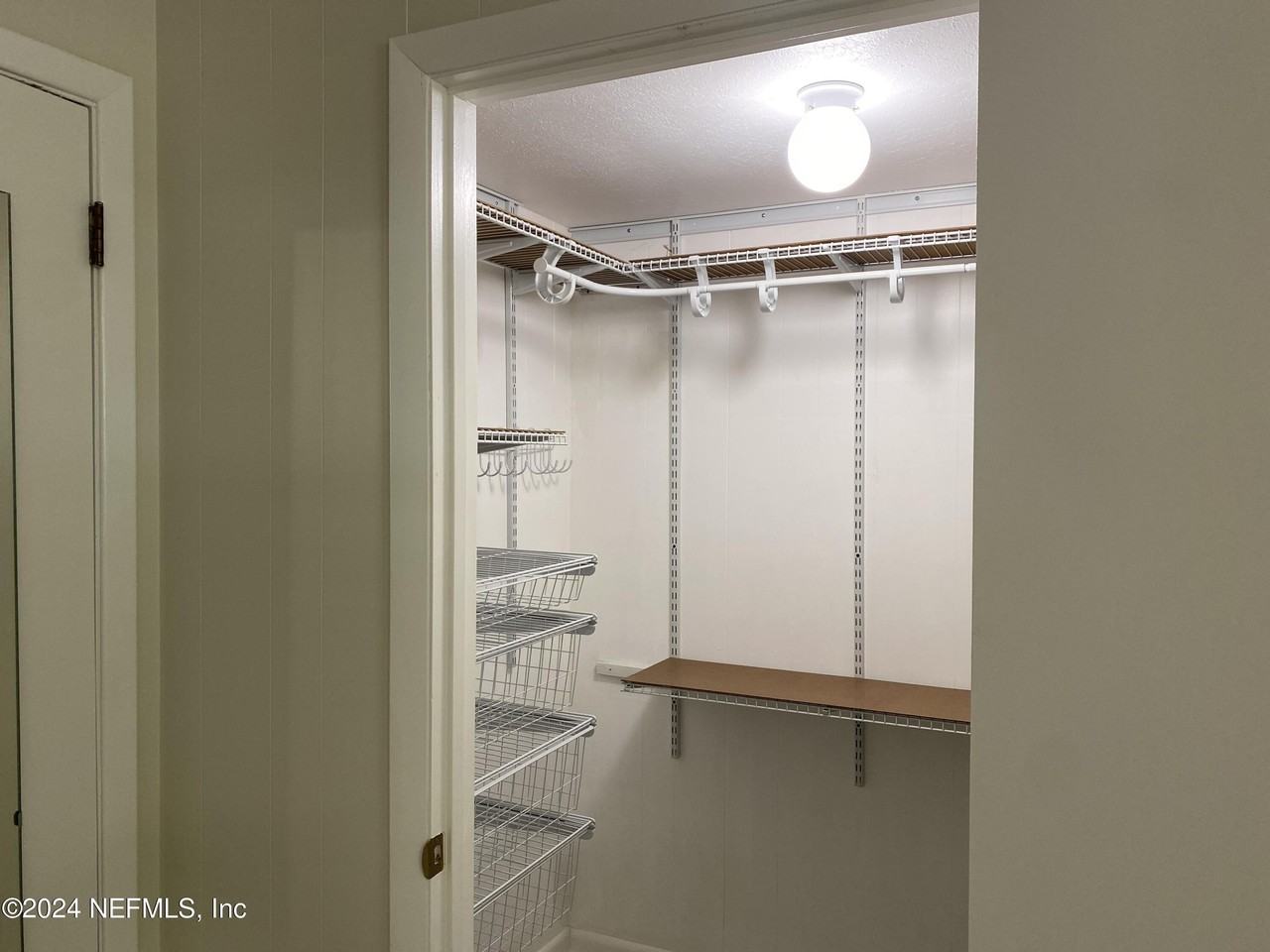 104 Saint Elmo Rd - Photo 7 of 13