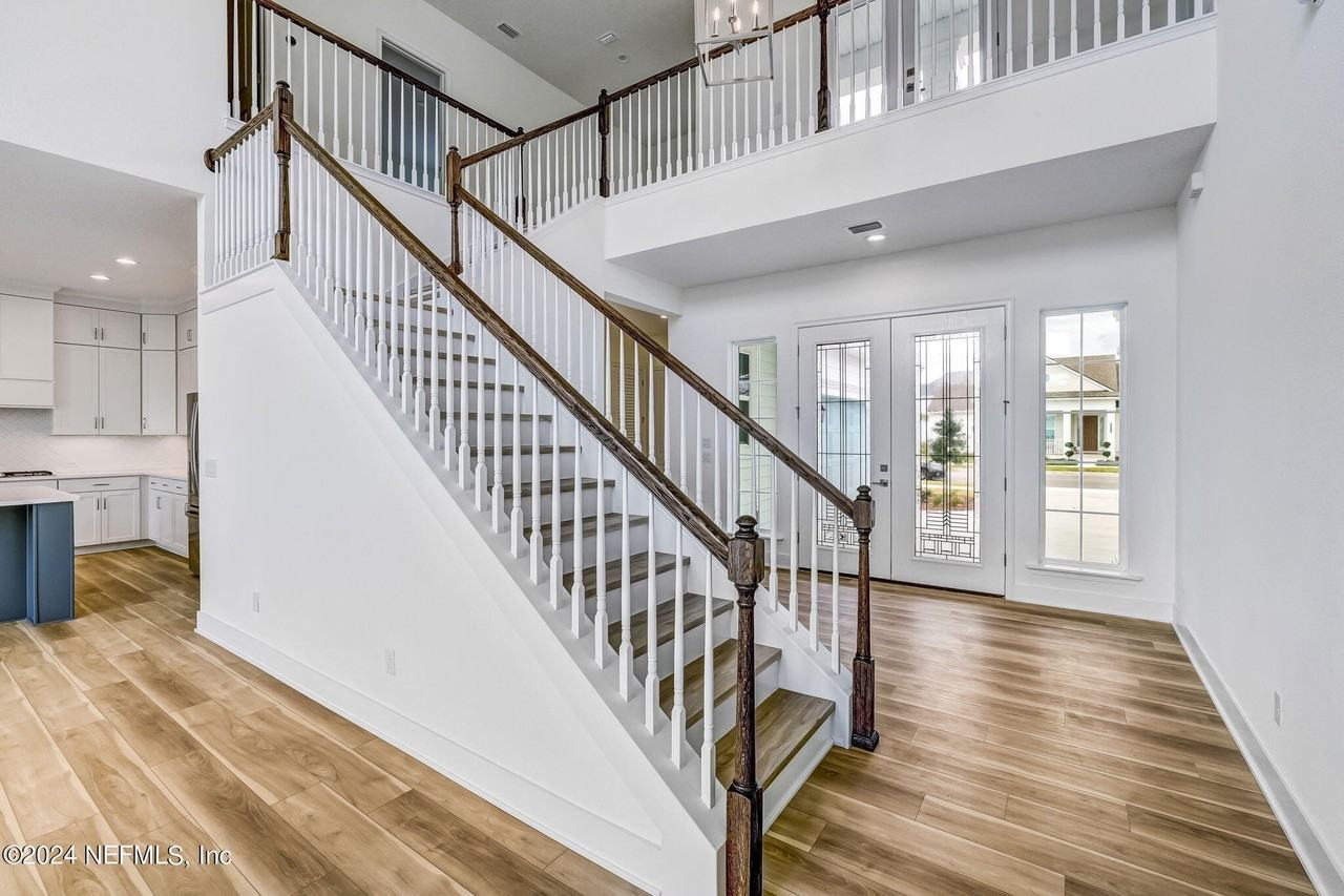 12113 Bull Pine Blvd - Photo 5 of 42