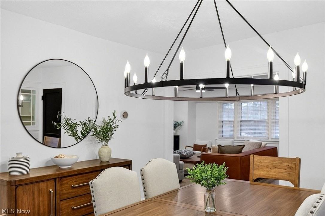 3326 E Overlook Rd - Photo 3 of 15