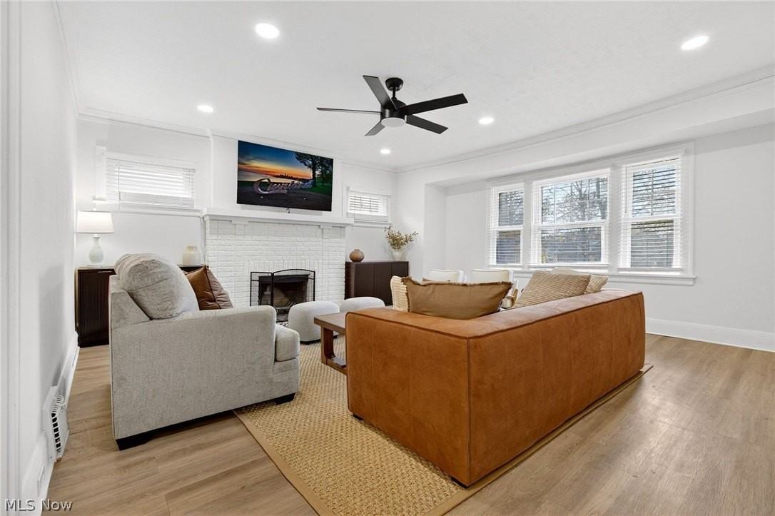 3326 E Overlook Rd - Photo 4 of 15