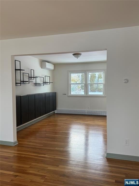 724 6th St - Photo 5 of 22