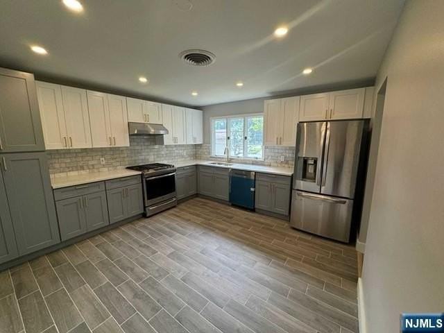 27-14 Berdan Ave - Photo 3 of 23