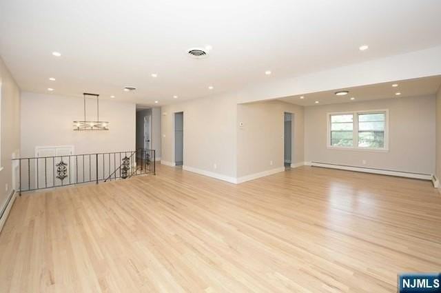 27-14 Berdan Ave - Photo 5 of 23