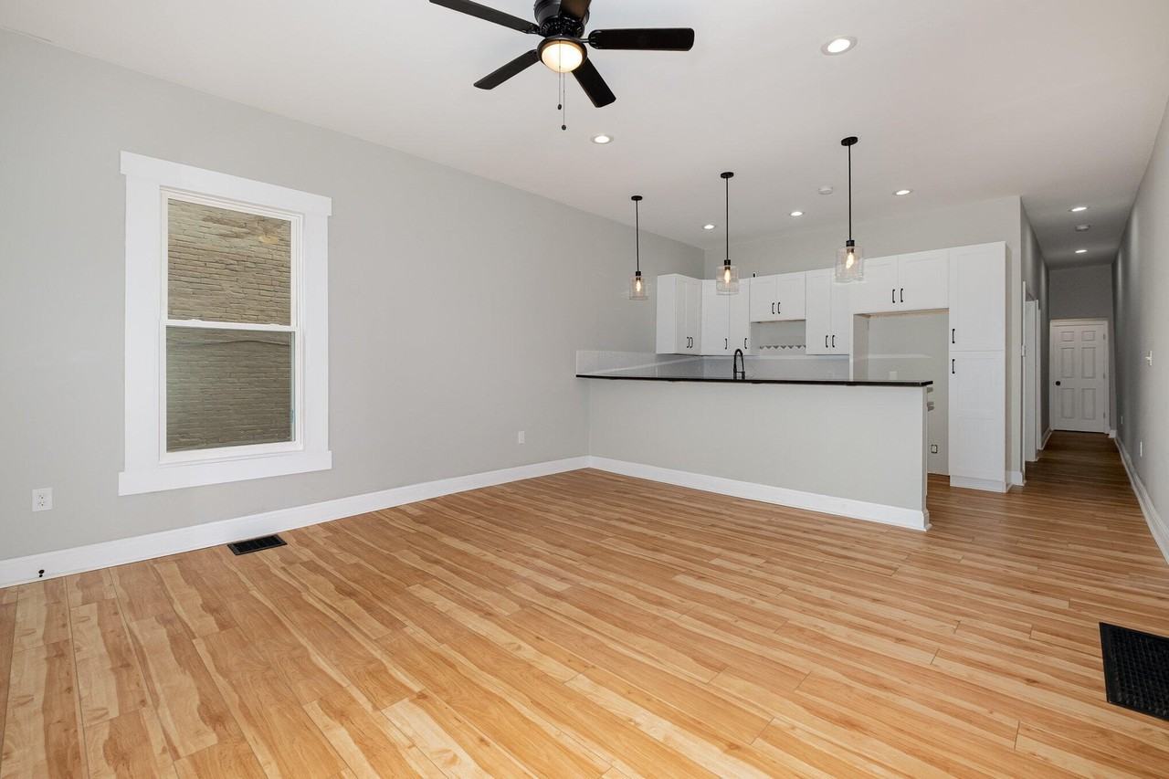 1026 Orchard St - Photo 3 of 27