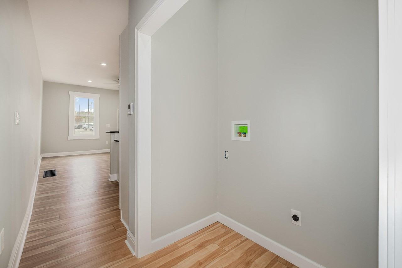 1026 Orchard St - Photo 7 of 27