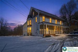 featured image of 3591 Station Ave ##4