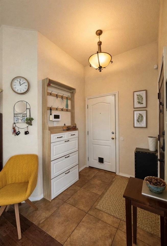 1052 Hot Spring Vly - Photo 2 of 36