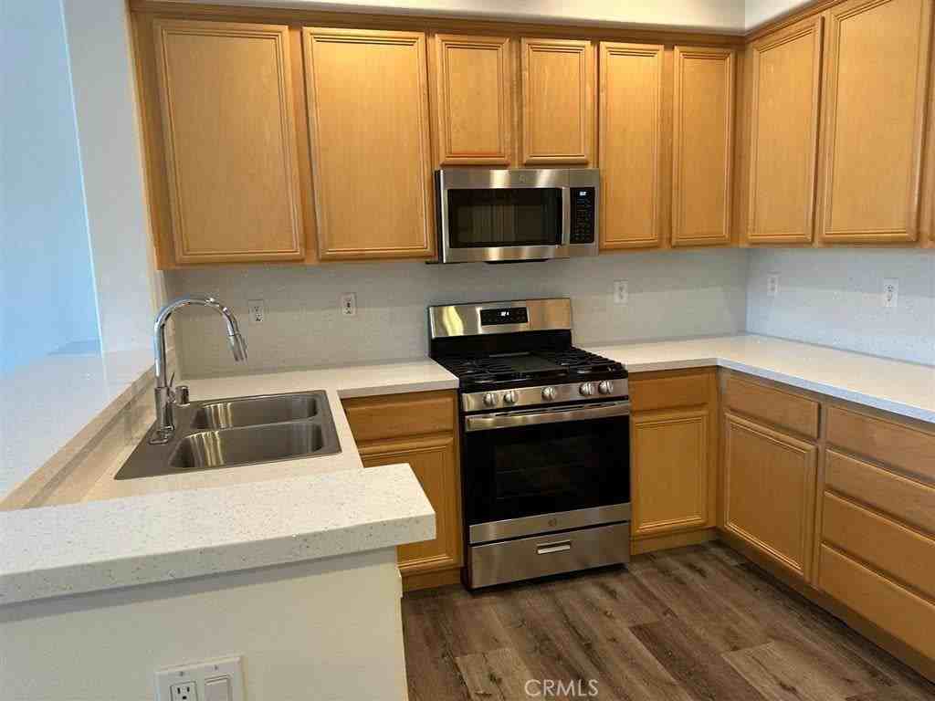 8341 E Truckee Way - Photo 5 of 30