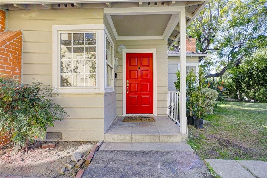 1406 Irving Ave - Photo 2 of 39