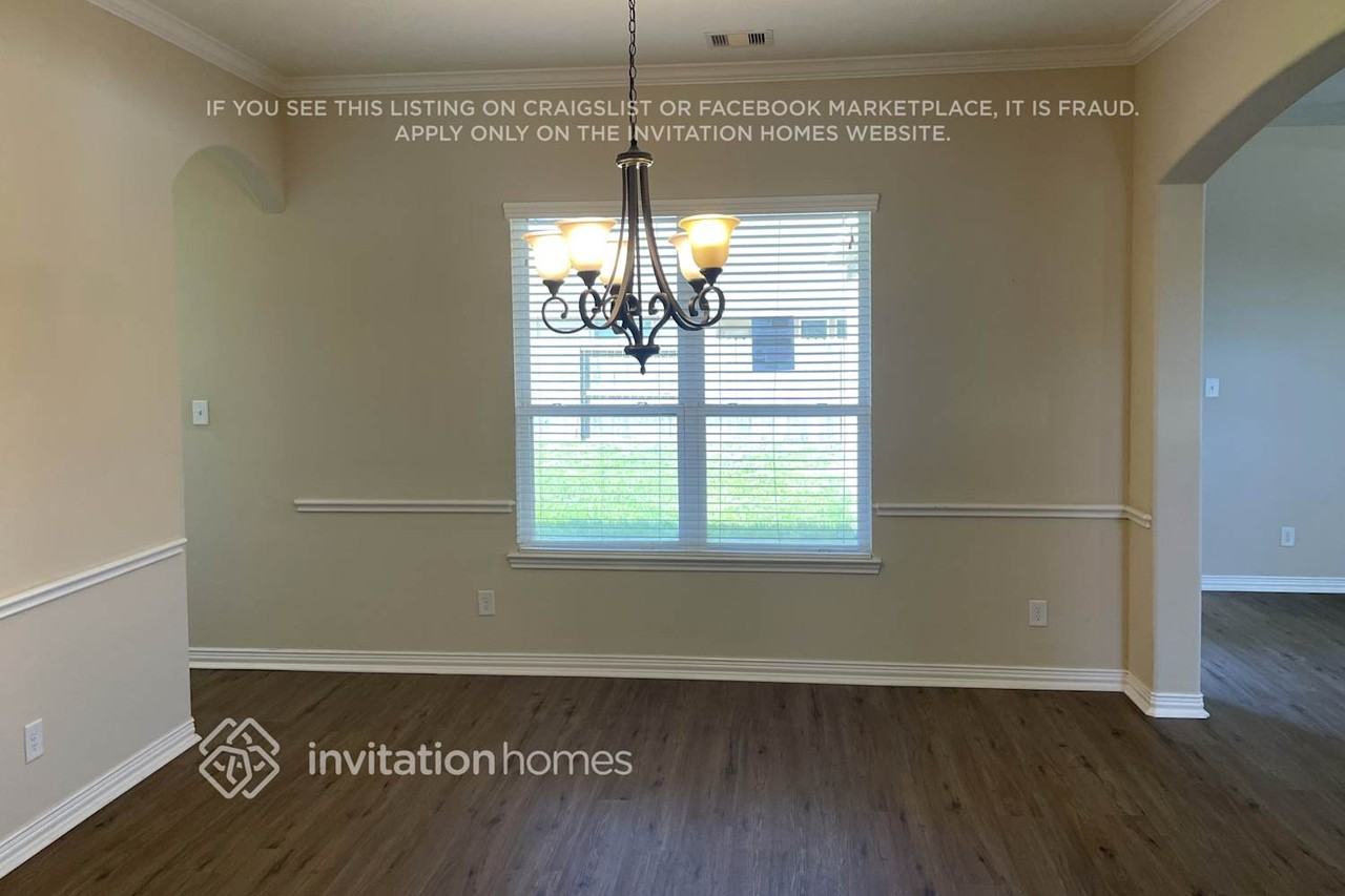 30727 Academy Trace Dr - Photo 2 of 16