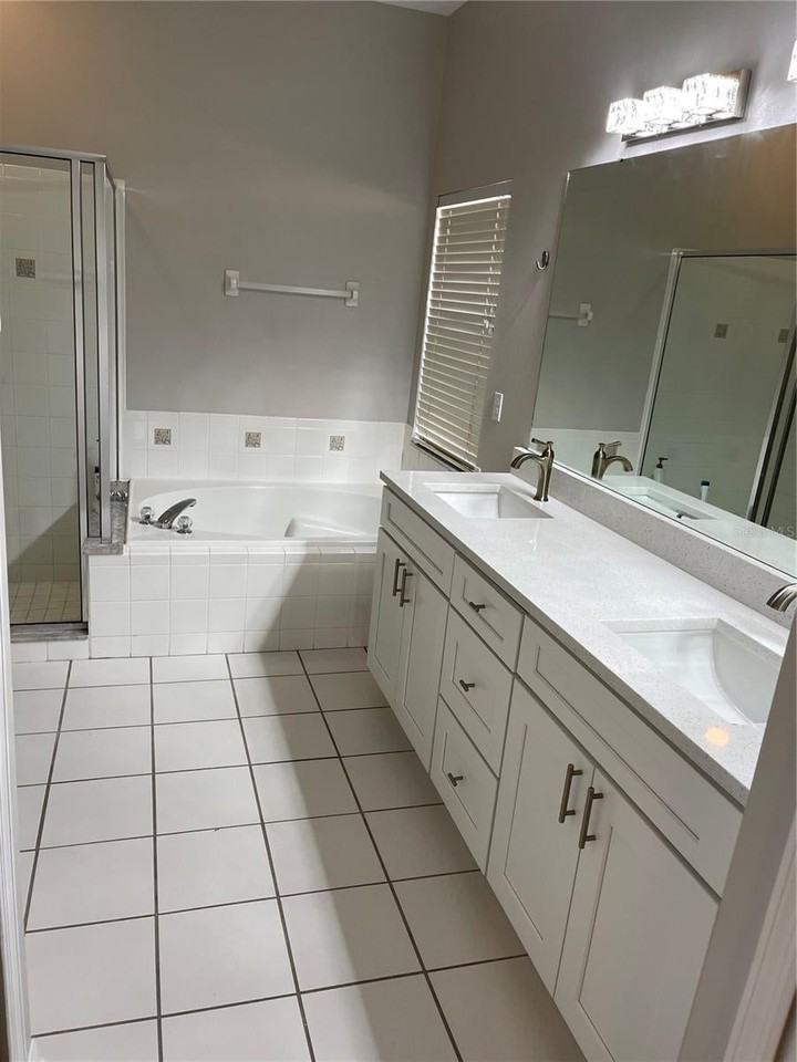 2819 Crane Trace Cir - Photo 3 of 17