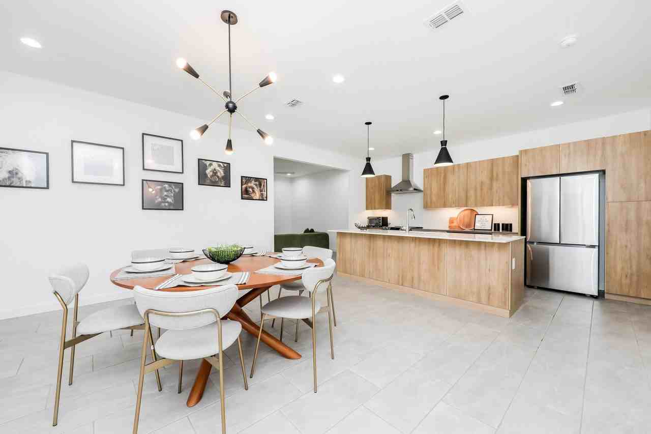 305 Deer Path Loop - Photo 4 of 40