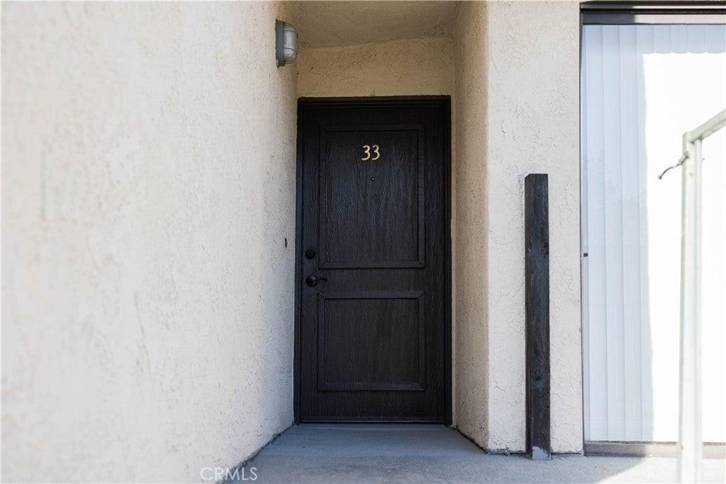 1219 Edwards St - Photo 4 of 50