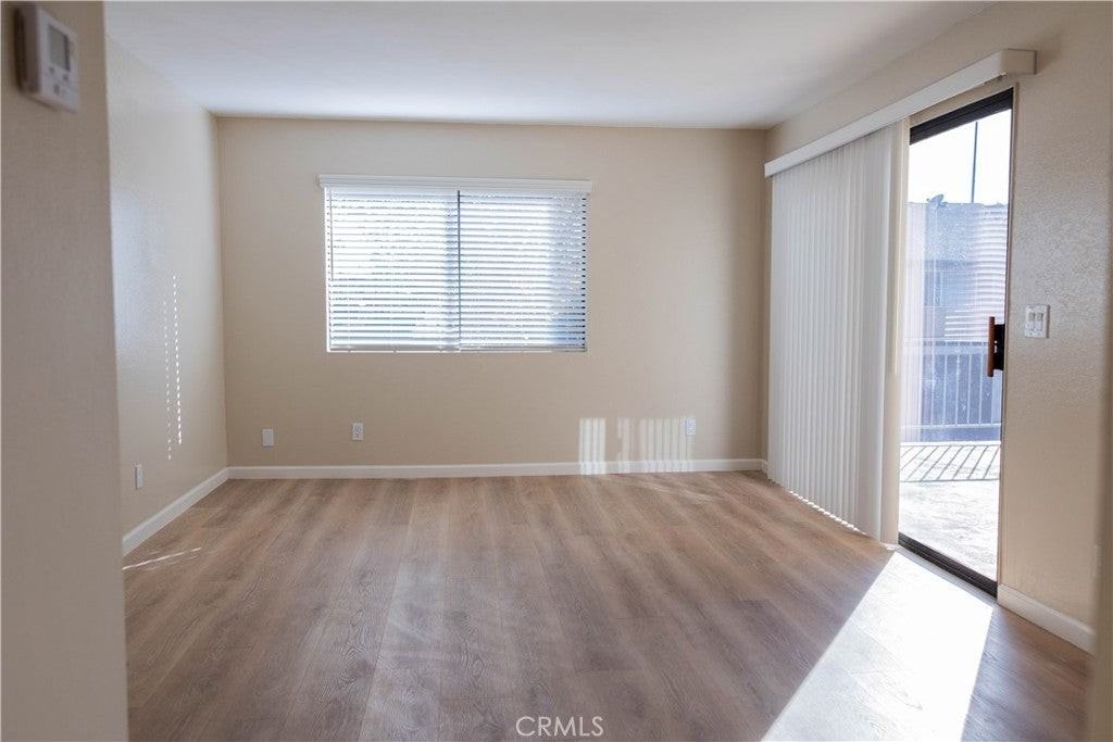 1219 Edwards St - Photo 7 of 50