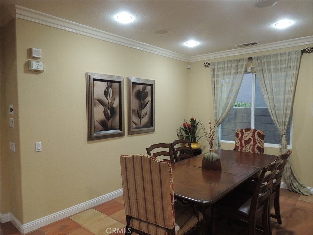 7621 Stonegate Dr - Photo 4 of 30