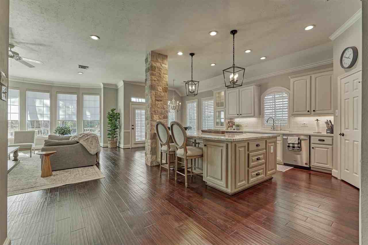 87 W Honey Grove Pl - Photo 3 of 49