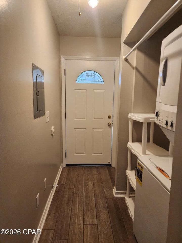 6568 Harbour Blvd - Photo 7 of 26