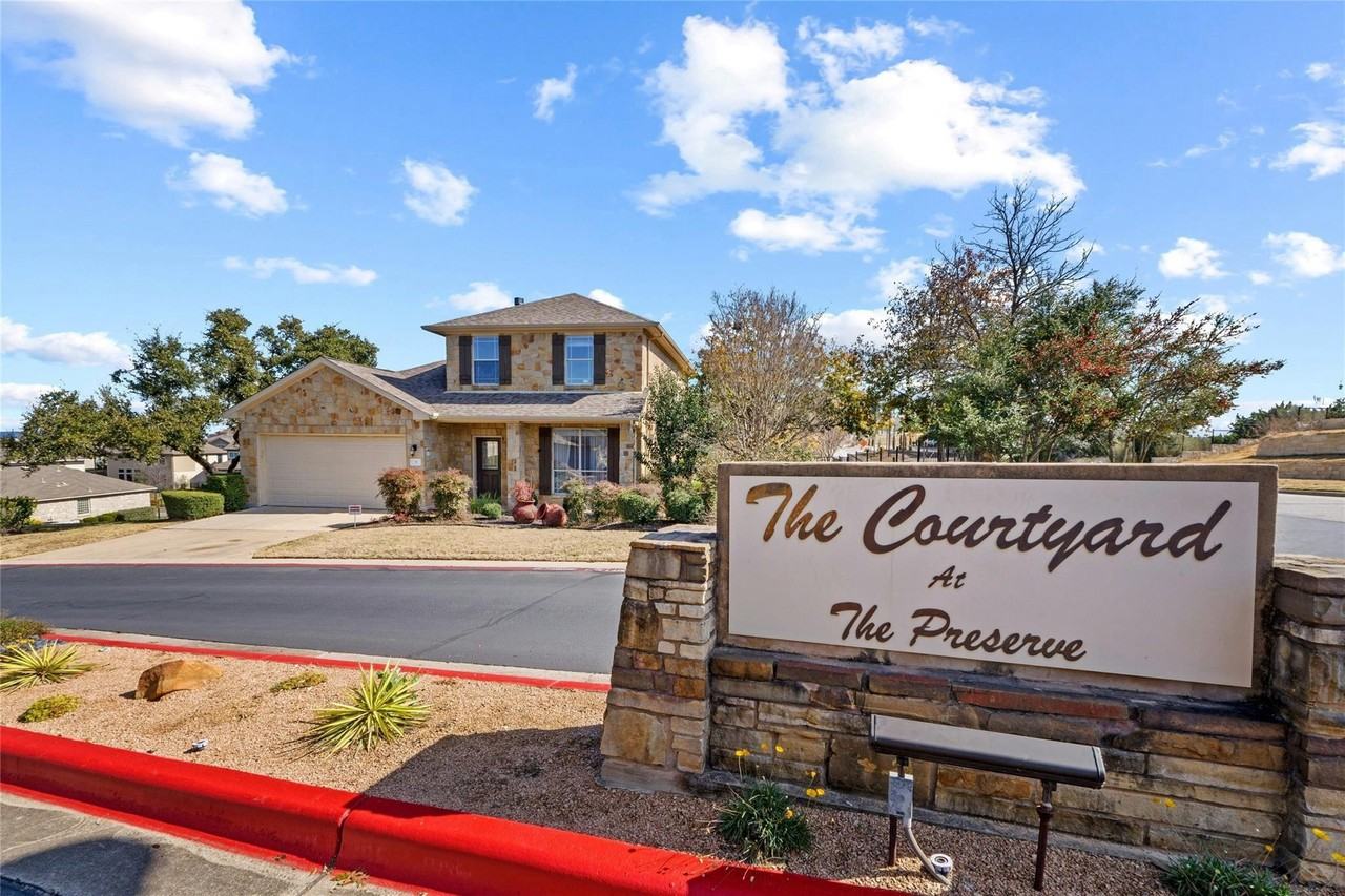 11 White Magnolia Cir - Photo 3 of 38