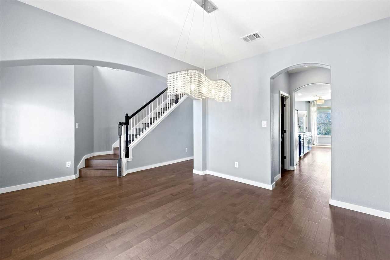 11 White Magnolia Cir - Photo 7 of 38