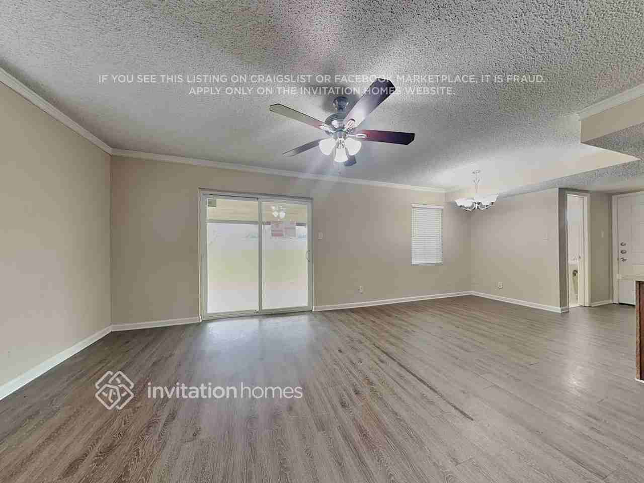 1108 Mildred Ln - Photo 4 of 24