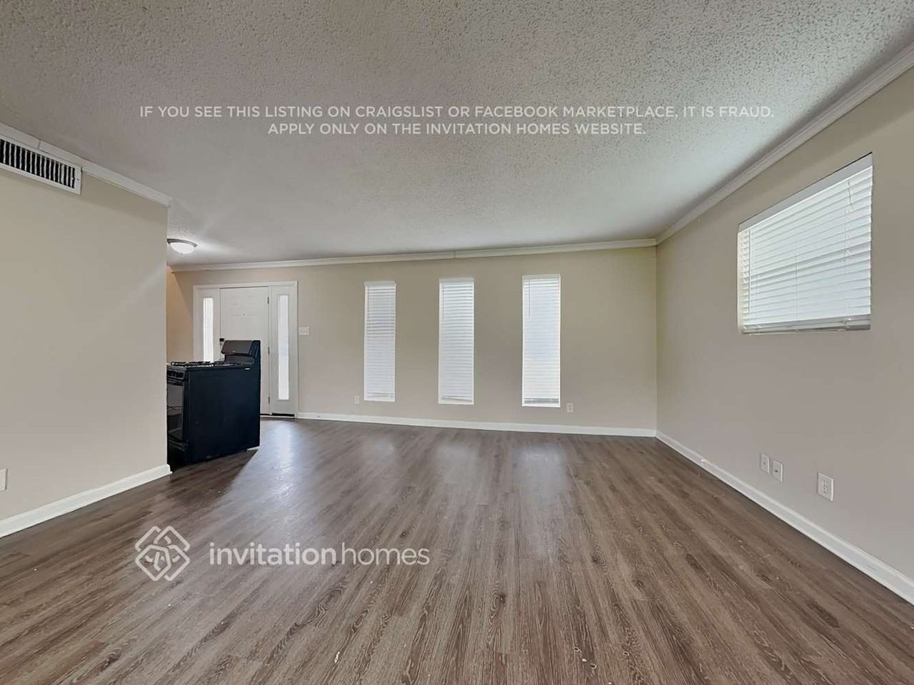 1108 Mildred Ln - Photo 5 of 24