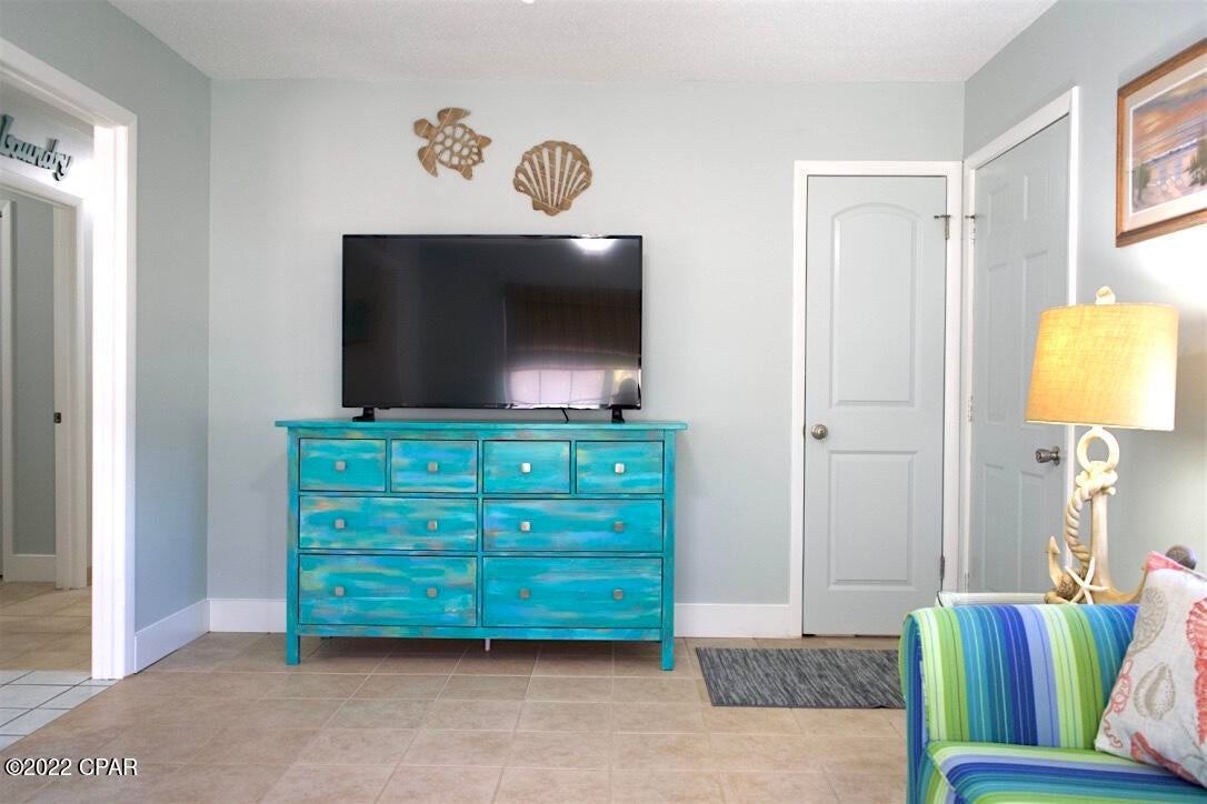 16810 Junipero Ave - Photo 4 of 22