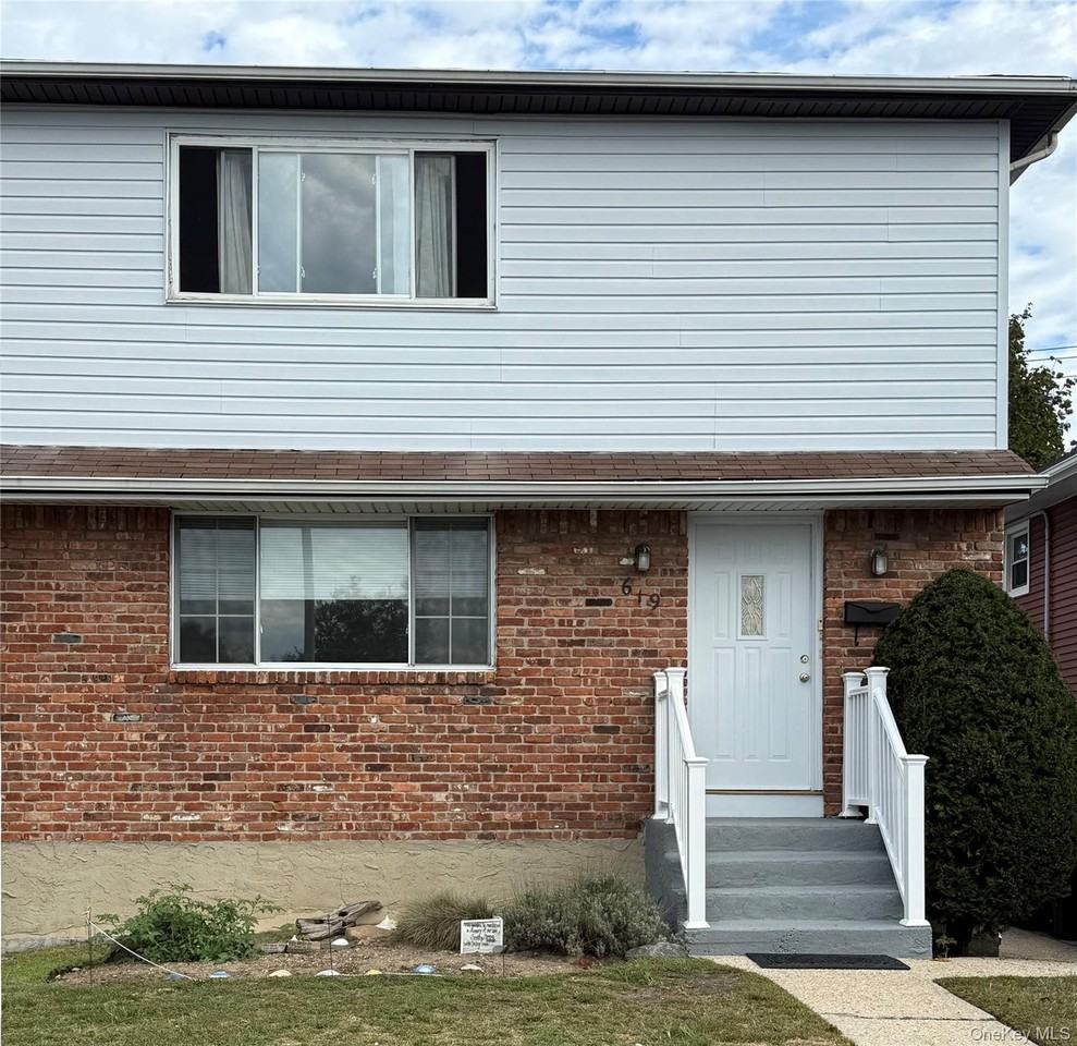 619 E Park Ave - Photo 2 of 18