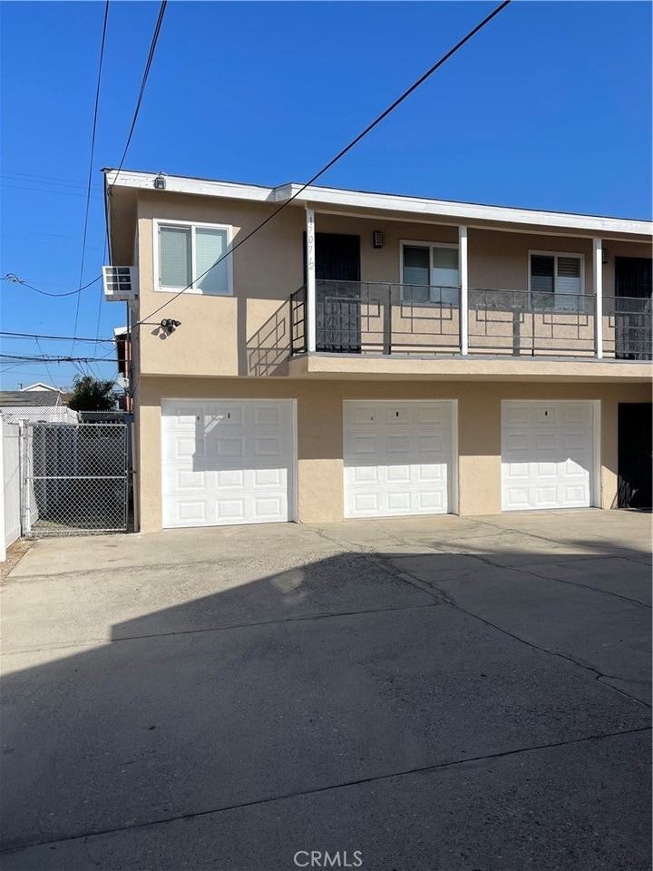 1707 W 81st St - Photo 5 of 17