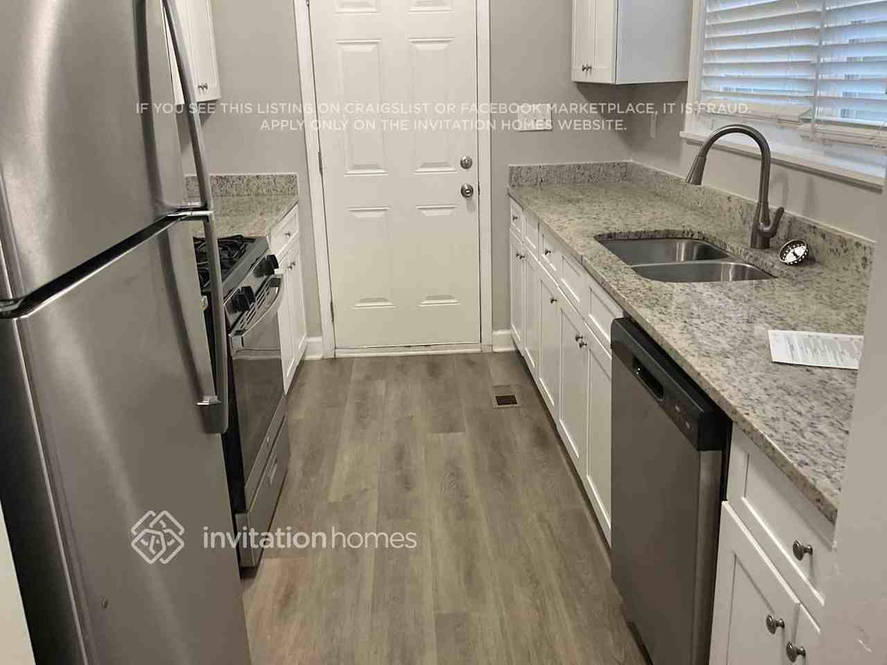 6062 Silver Spur Dr - Photo 4 of 11