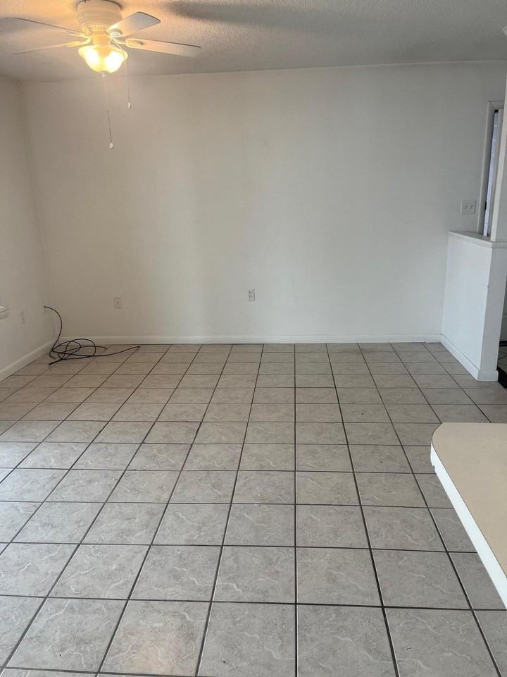 1448 Tina Dr #214 - Photo 6 of 14