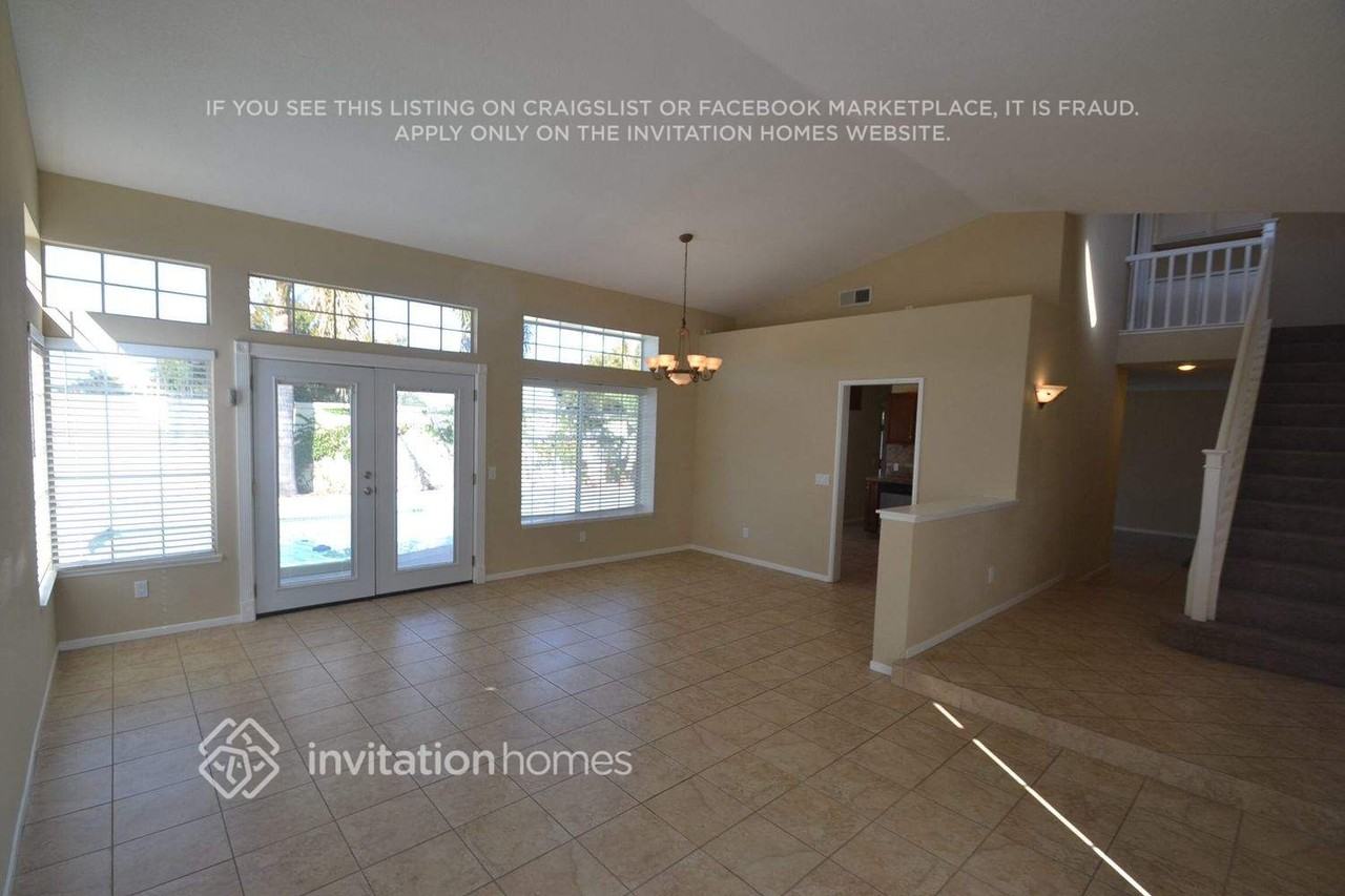 28696 Highpoint Ave - Photo 4 of 20