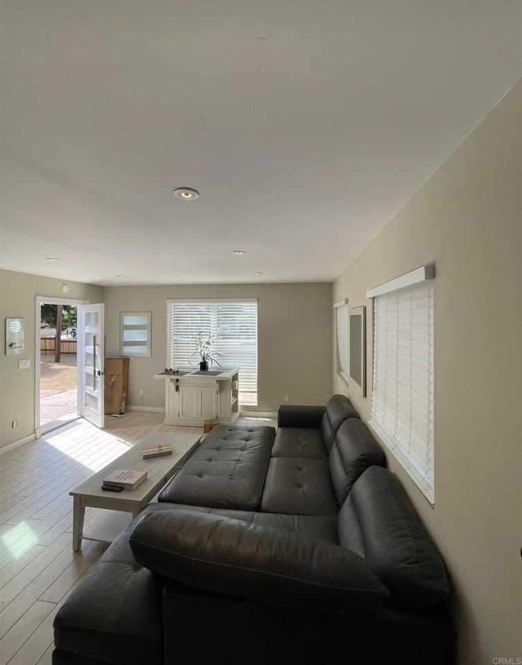 168 Tremont St - Photo 4 of 9