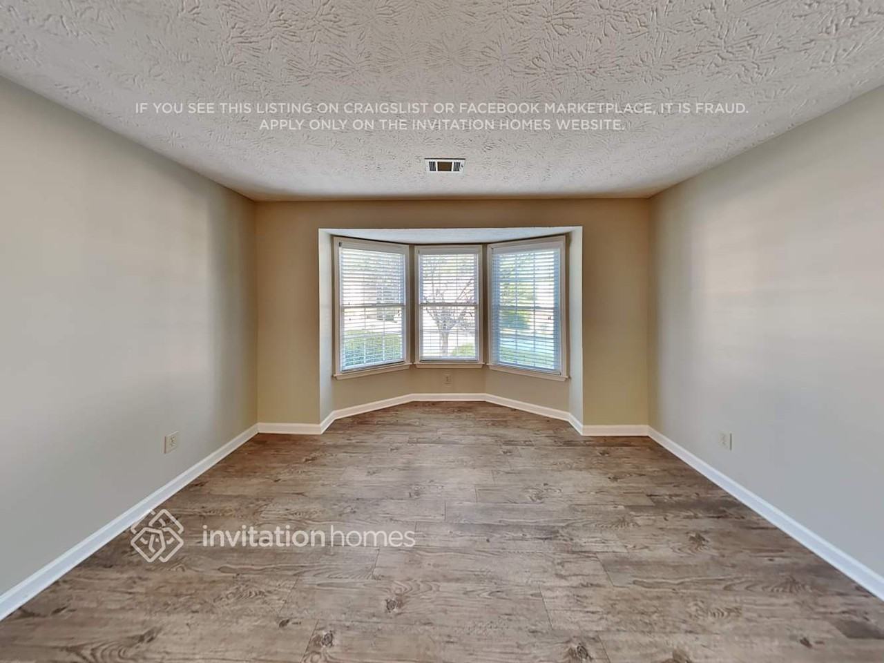 1960 Wedgewood Dr - Photo 5 of 21