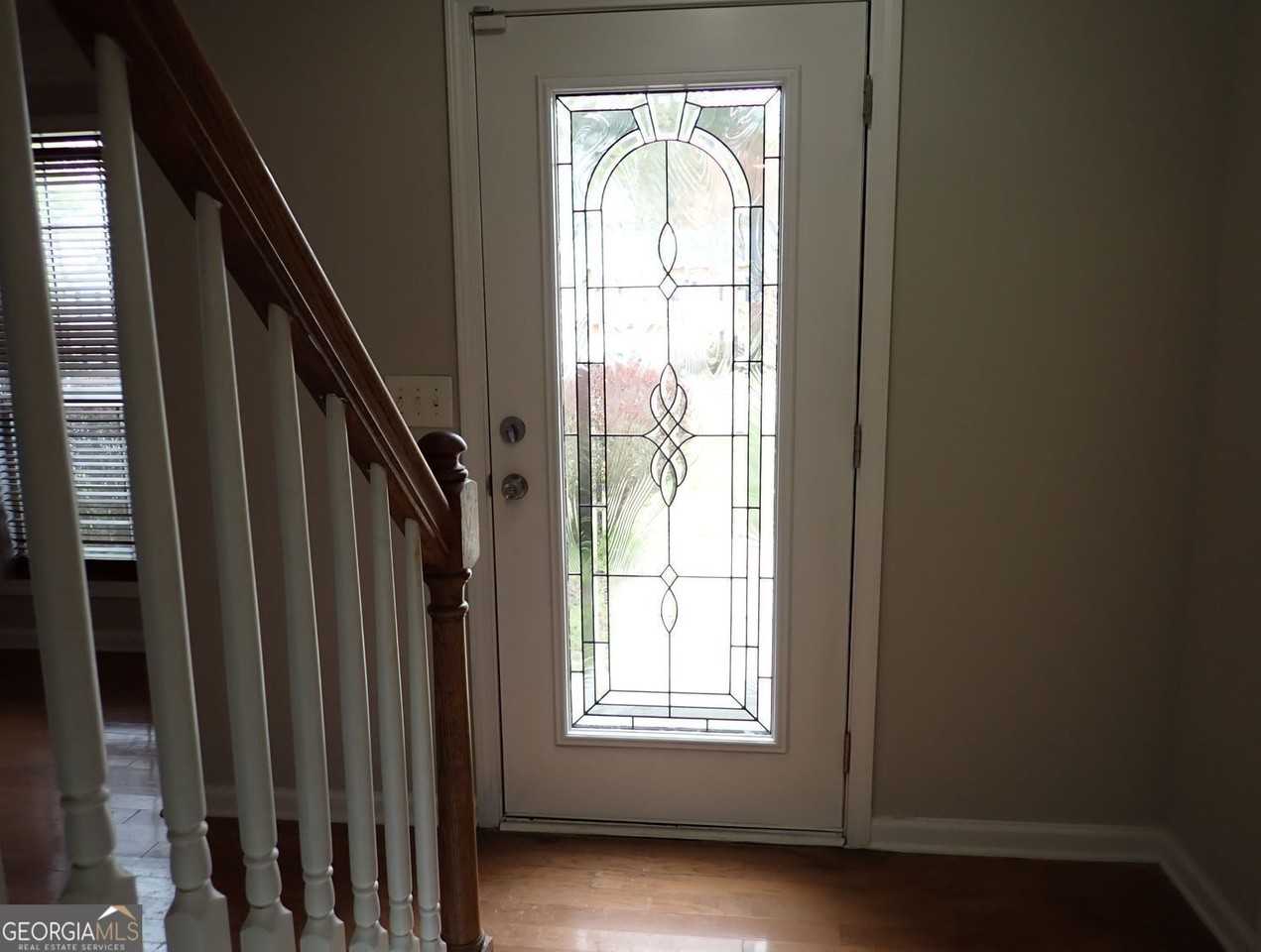 827 Sinclair Way - Photo 3 of 39