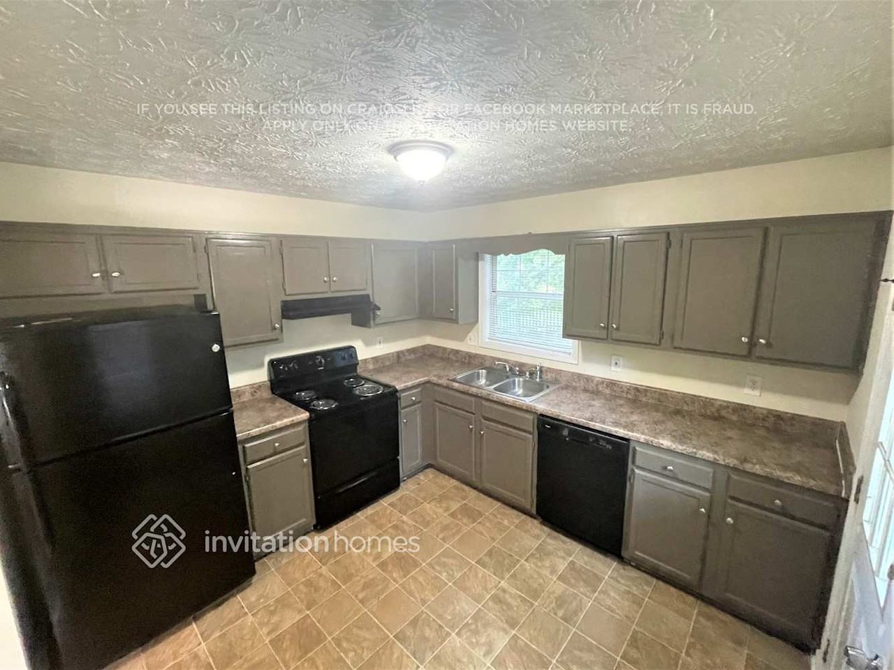 3010 Mill Ct - Photo 5 of 14