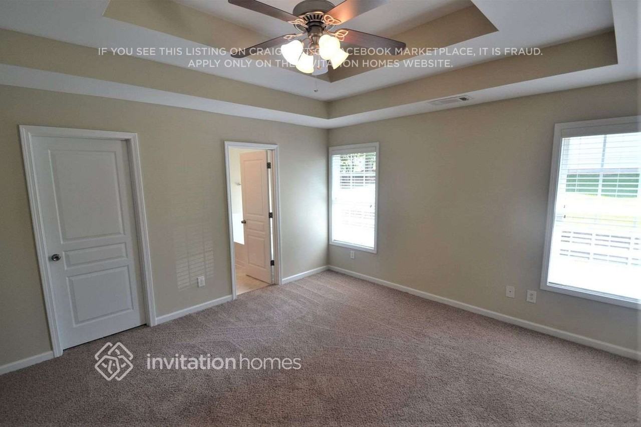 856 Betsy Ross Trl - Photo 6 of 10