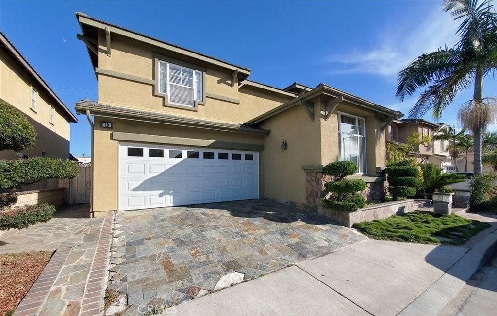 19 Sorbonne St - Photo 2 of 40