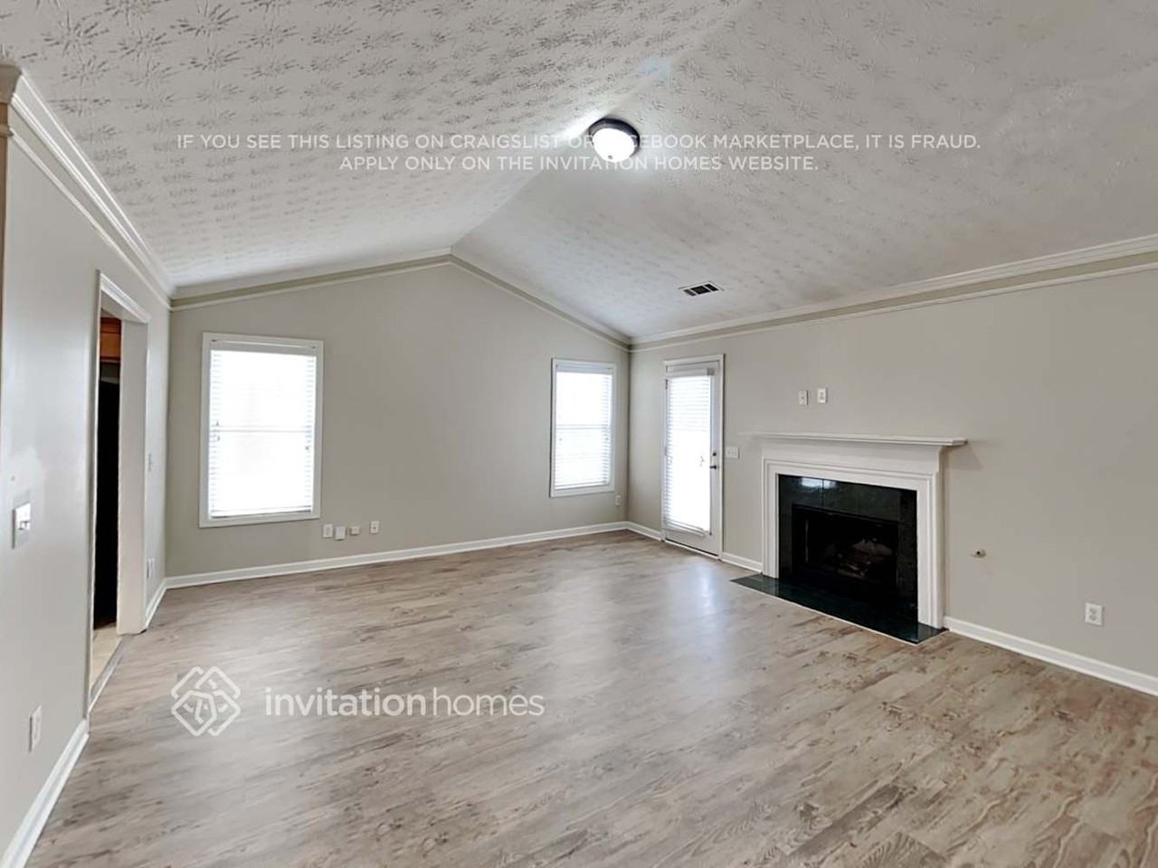 2662 Kirkhill Ct - Photo 3 of 18