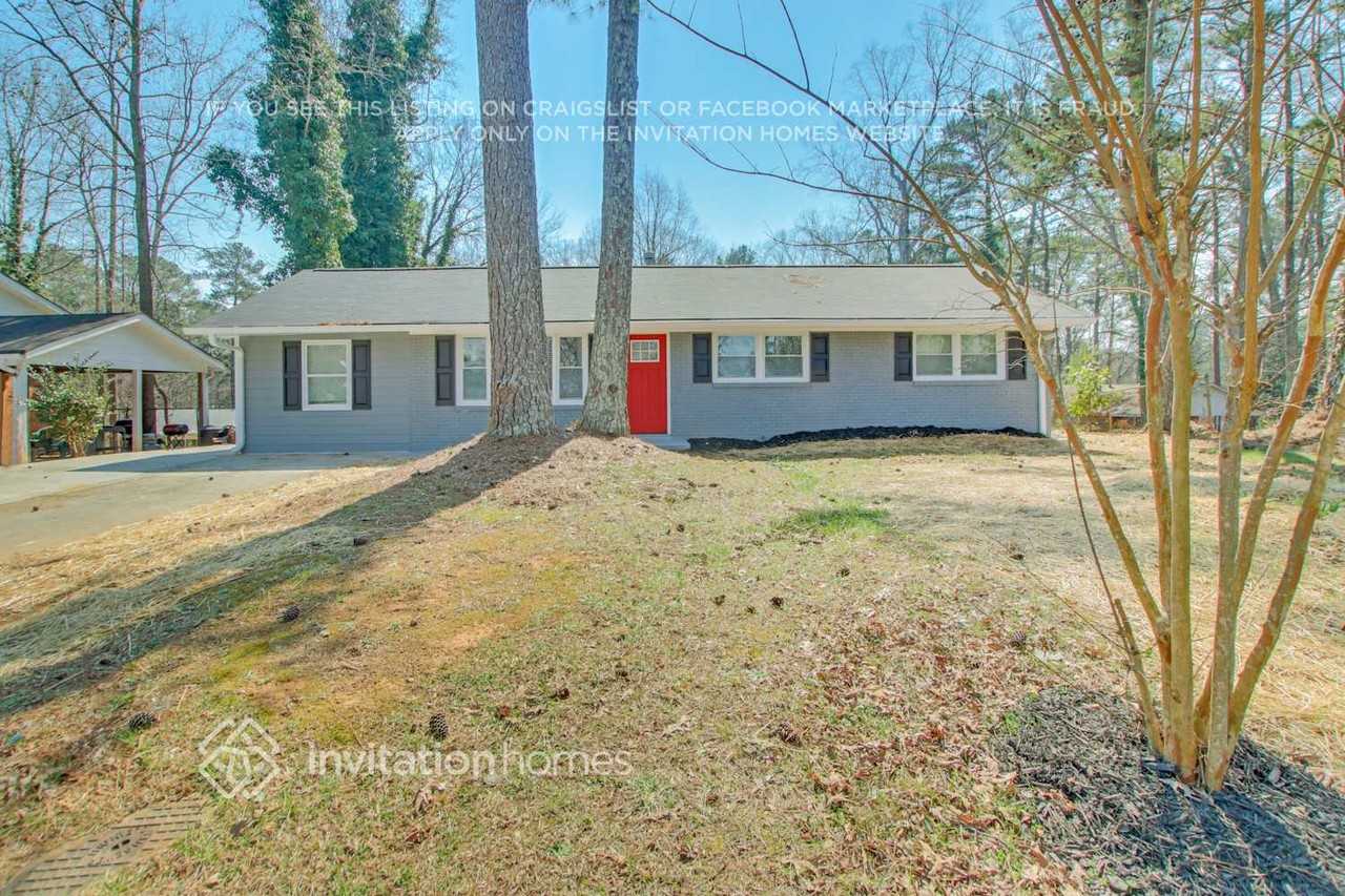 4172 Renfrew Ct Sw - Photo 2 of 26