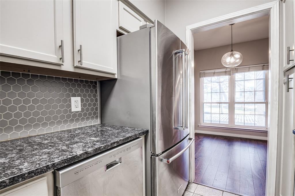 9801 Royal Ln ##711 - Photo 6 of 24