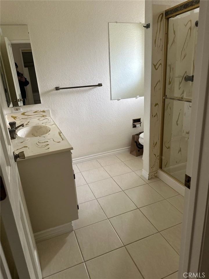 4140 Mockingbird Ln - Photo 5 of 9