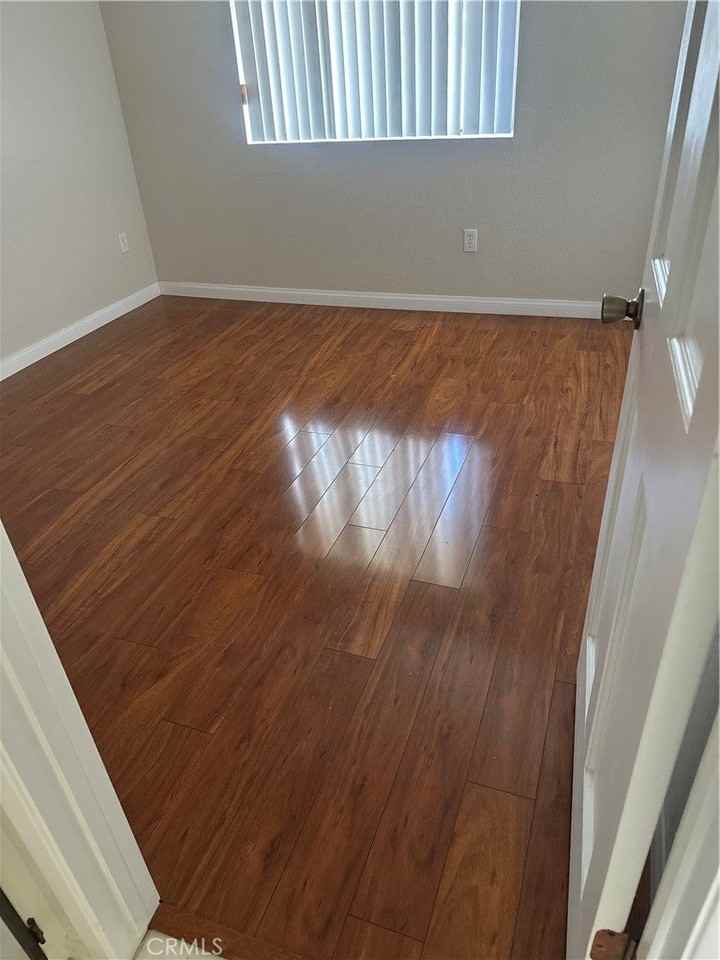 4140 Mockingbird Ln - Photo 6 of 9