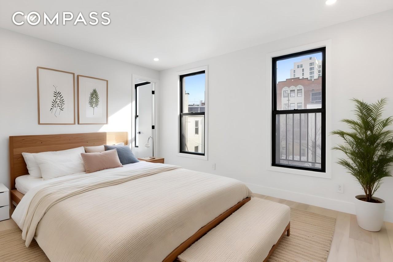 297 3rd Ave #PH - Photo 2 of 7