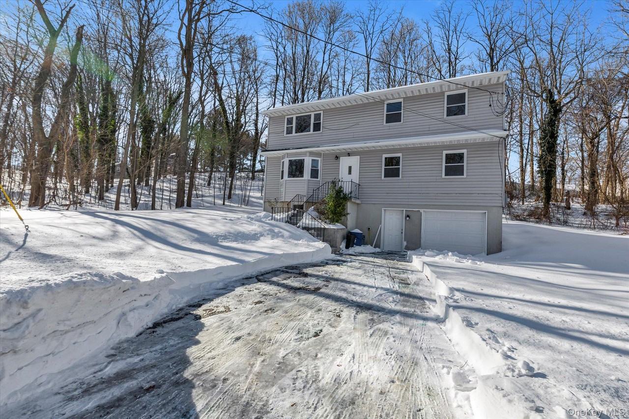 153 Vernon Valley Rd - Photo 2 of 10