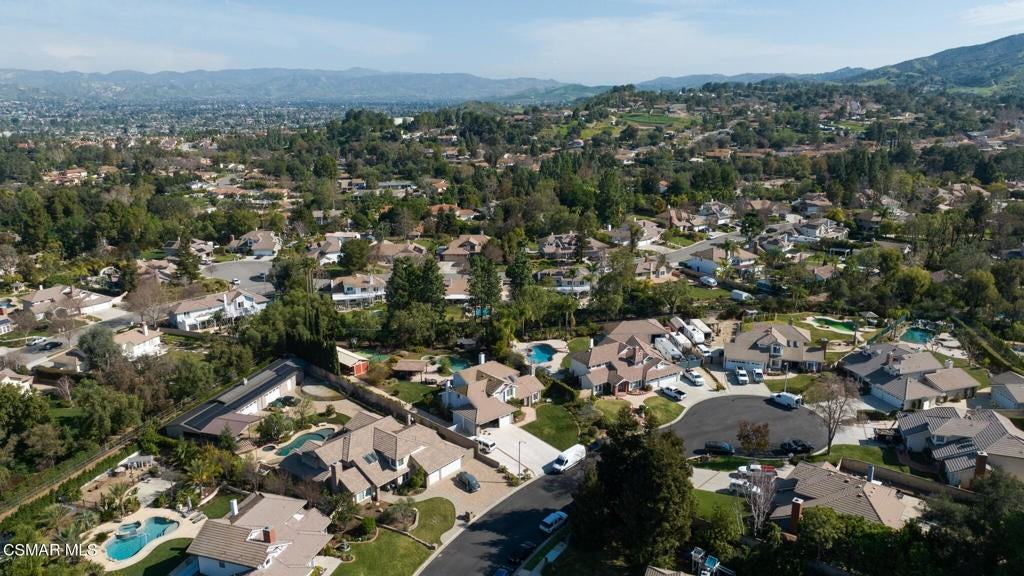 525 Aqueduct Ct - Photo 5 of 50