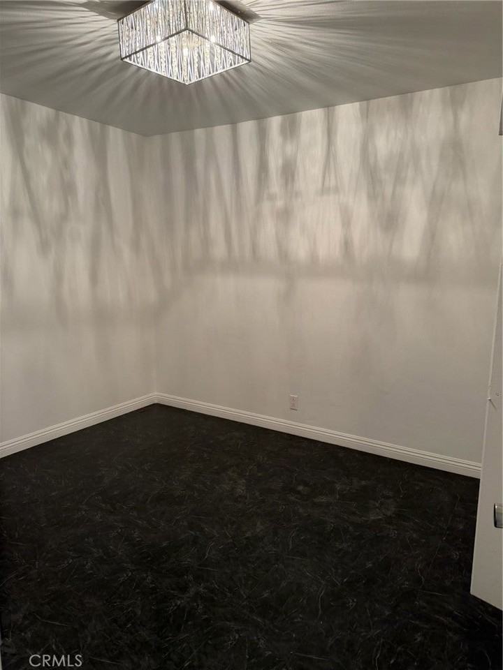 1722 S Birch St - Photo 7 of 18