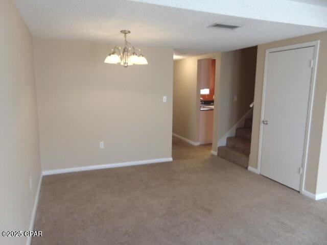 1025 W 19th St - Photo 6 of 20