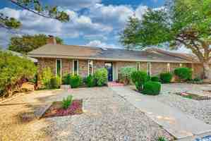 featured image of 2902 Moss Ave