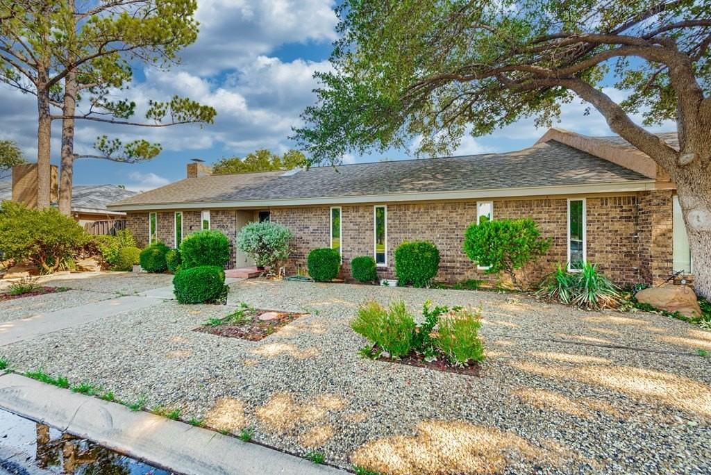 2902 Moss Ave - Photo 3 of 35