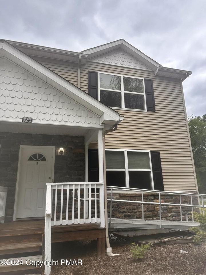 105 Pines Way Unit 115 #115 - Photo 2 of 16